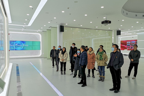 支部活動(dòng)到昌海 感受公司新發(fā)展