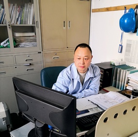 浙江醫(yī)藥員工喜獲“全國(guó)優(yōu)秀農(nóng)民工”榮譽(yù)稱號(hào)