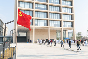 全員核酸檢測(cè)  黨旗飄在一線